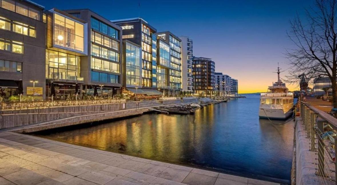 Luxurious Tjuvholmen Right Next To Norway, And Thethief Oslo